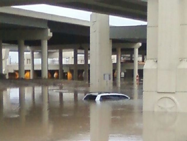 Houston was flooded (15 pics)