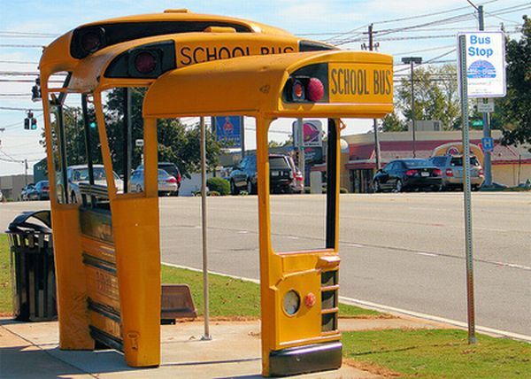 Creative bus stops (16 pics)