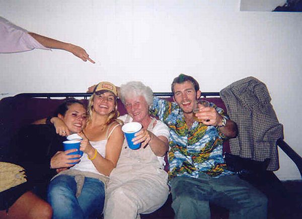 That’s how some people party at 65 (19 pics)