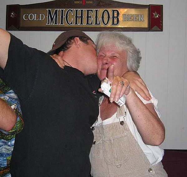 That’s how some people party at 65 (19 pics)