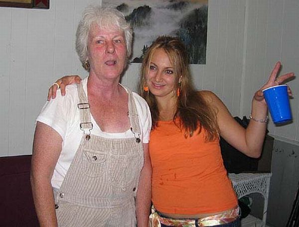 That’s how some people party at 65 (19 pics)