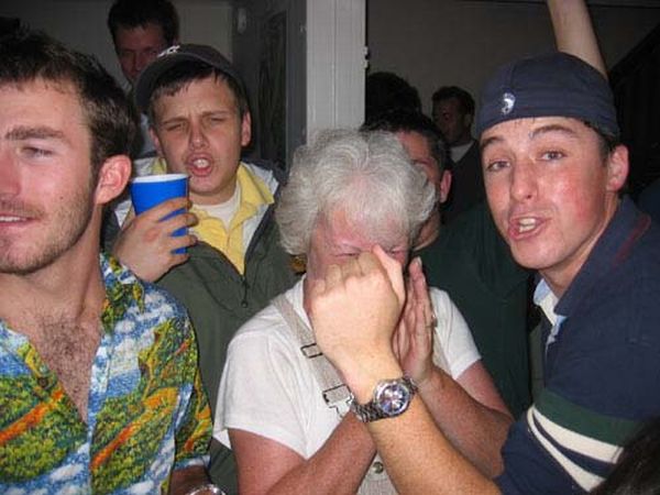 That’s how some people party at 65 (19 pics)