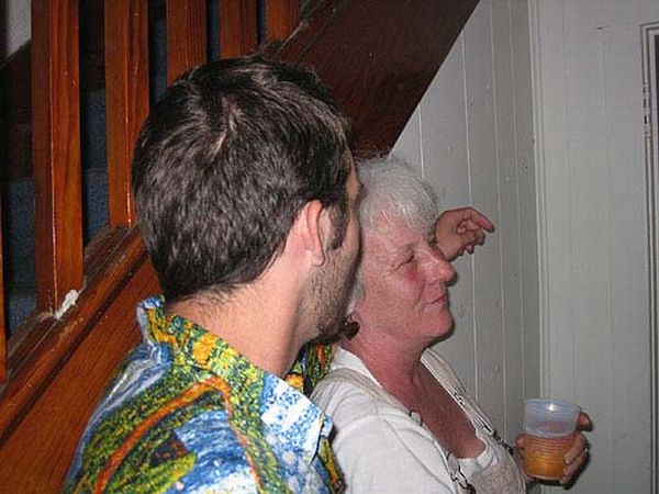 That’s how some people party at 65 (19 pics)