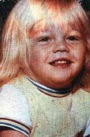 LEONARDO DI CAPRIO from childhood to Hollywood superstar (21 pics + text)