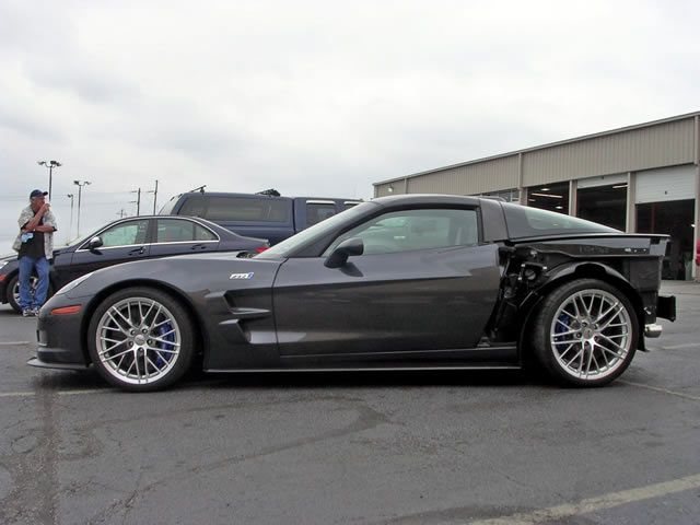 Corvette ZR1 was sold on Ebay for $ 97.5 thousand (28 pics)