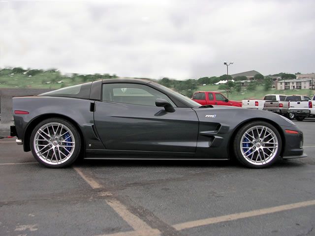 Corvette ZR1 was sold on Ebay for $ 97.5 thousand (28 pics)