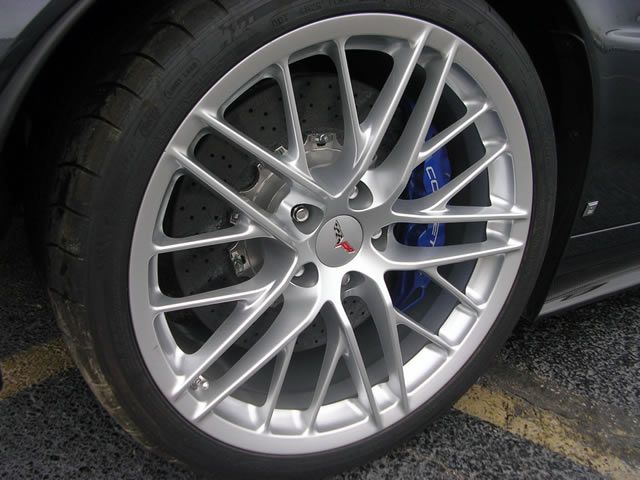 Corvette ZR1 was sold on Ebay for $ 97.5 thousand (28 pics)