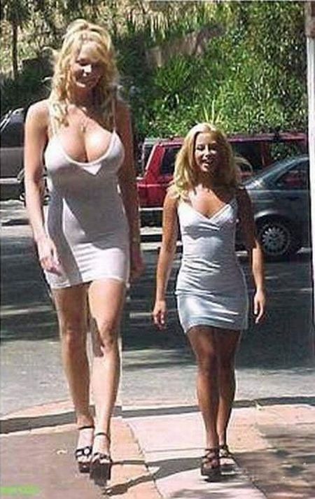 Giant women (13 pic)