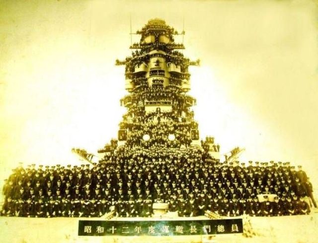 History remembers everything (94 pics)
