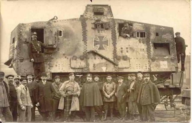 History remembers everything (94 pics)