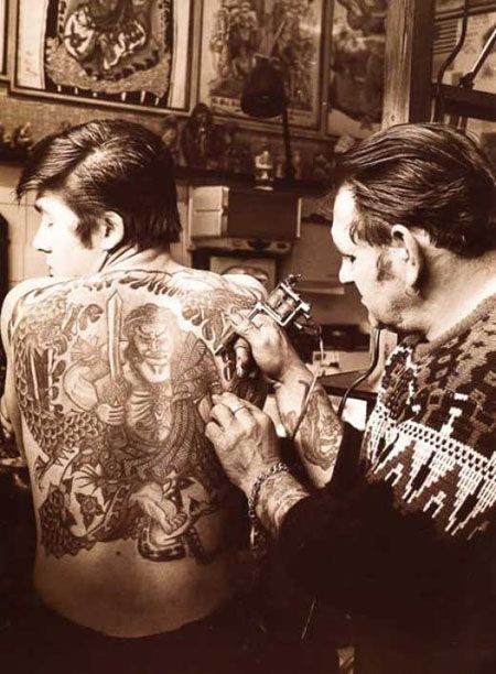 Tattoos from the past (29 pics)