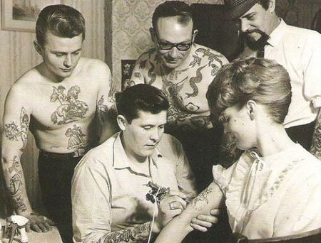 Tattoos from the past (29 pics)