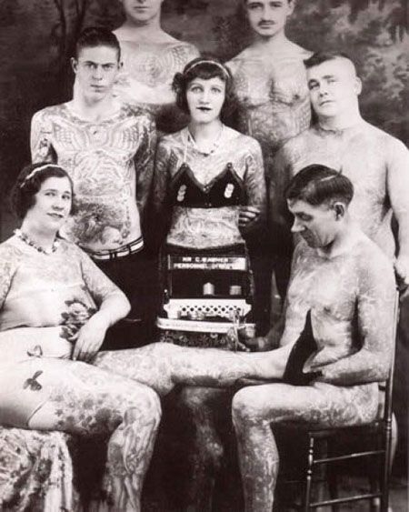 Tattoos from the past (29 pics)