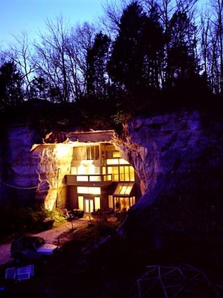 Unusual home (15 pics)