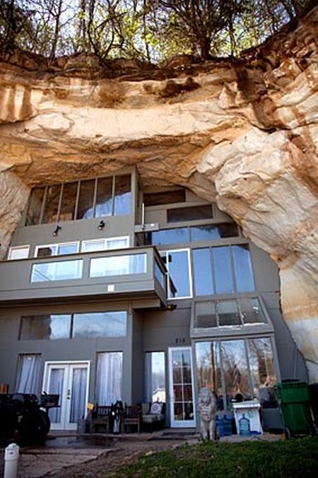 Unusual home (15 pics)
