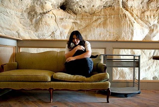 Unusual home (15 pics)