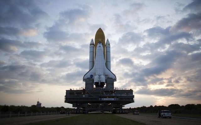 The last mission to Hubble (36 pics)