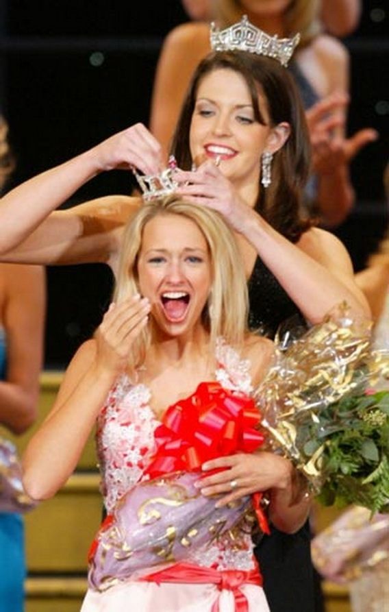 Reaction to victory (27 pics)