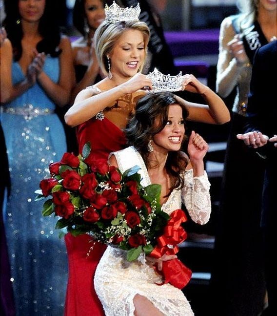 Reaction to victory (27 pics)