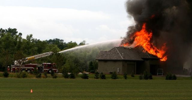 Anatomy of a fire (13 pics)