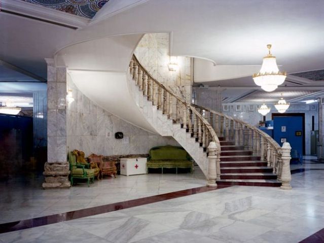 Palaces of Saddam Hussein (32 pics)