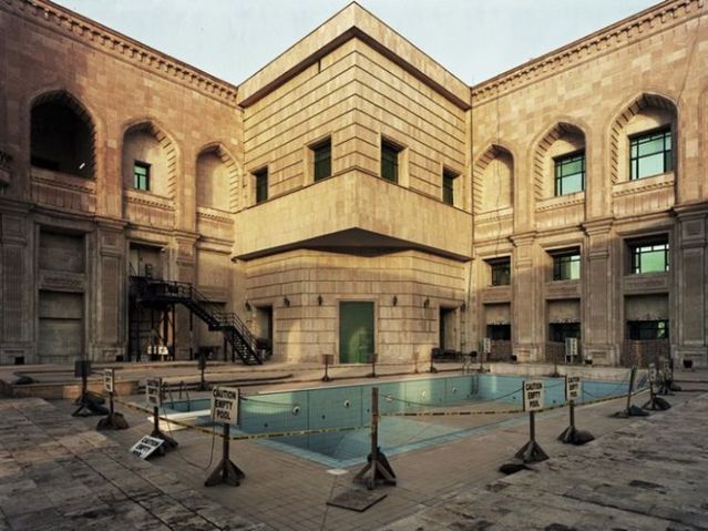 Palaces of Saddam Hussein (32 pics)