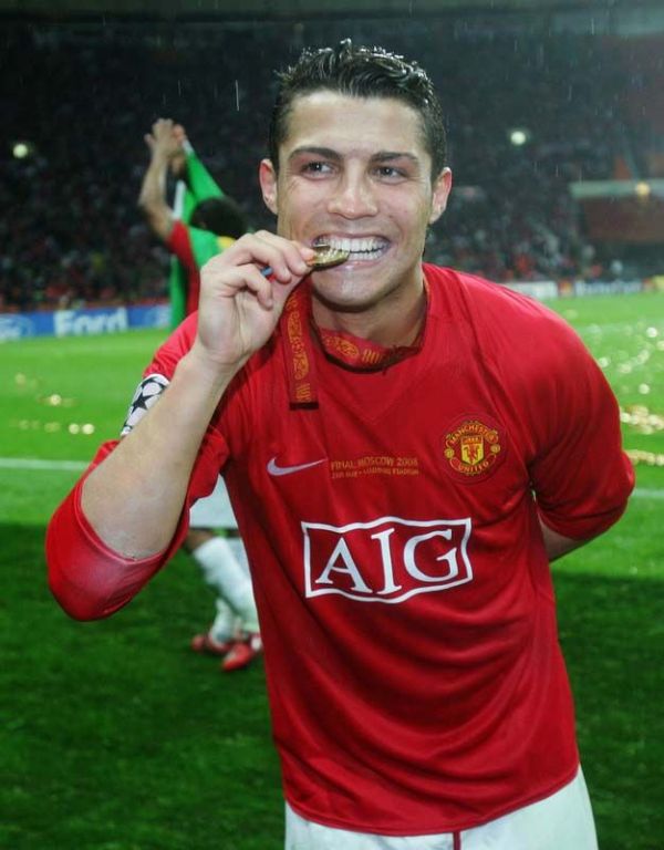Caricatures of Cristiano Ronaldo (46 pics)