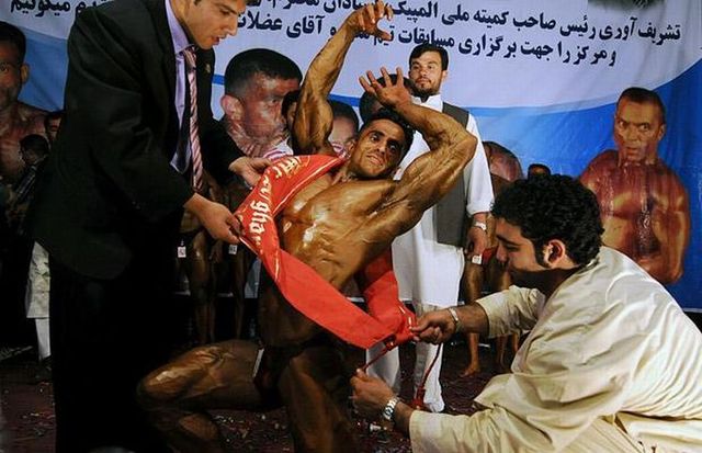 Afghan bodybuilders (14 pics)