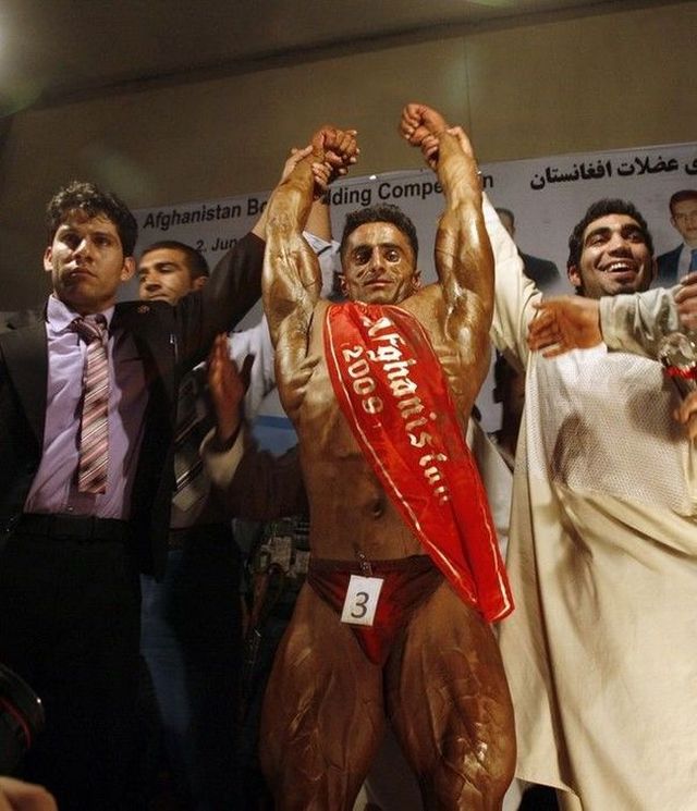 Afghan bodybuilders (14 pics)