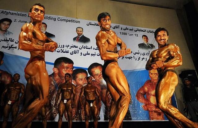 Afghan bodybuilders (14 pics)