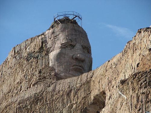 Living Rock – Massive monuments sculpted in situ (13 pics)