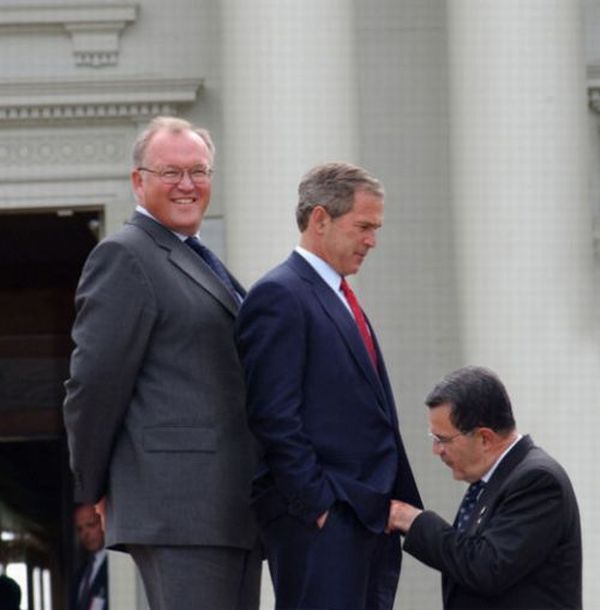 Politics is a delicate thing (51 pics)