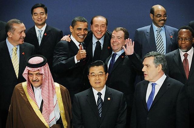 Politics is a delicate thing (51 pics)