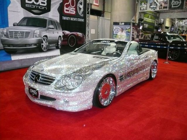 Mercedes for glamorous blonds (13 pics)