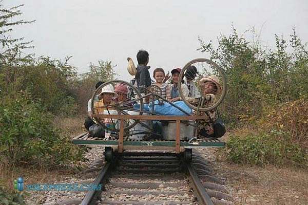 Transport for the poor in Cambodia (15 pics) 