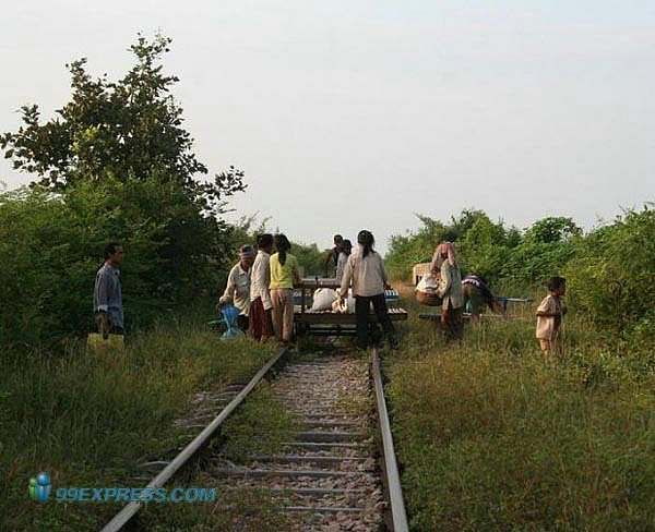 Transport for the poor in Cambodia (15 pics) 