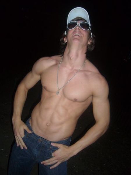 Some hot guys for the ladies (60 pics)