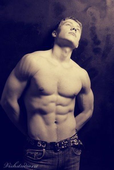 Some hot guys for the ladies (60 pics)