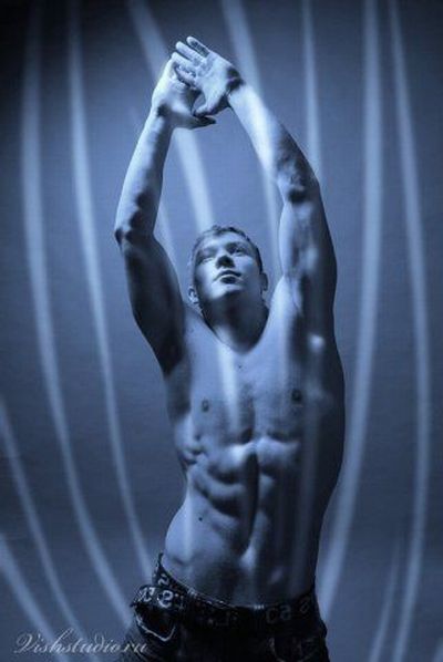 Some hot guys for the ladies (60 pics)