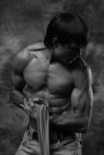 Some hot guys for the ladies (60 pics)