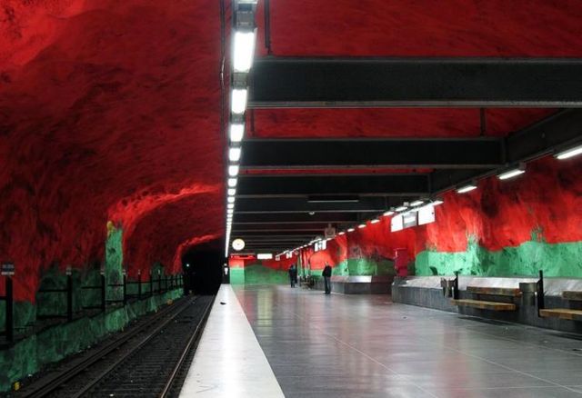 Stockholm subway (35 pics)