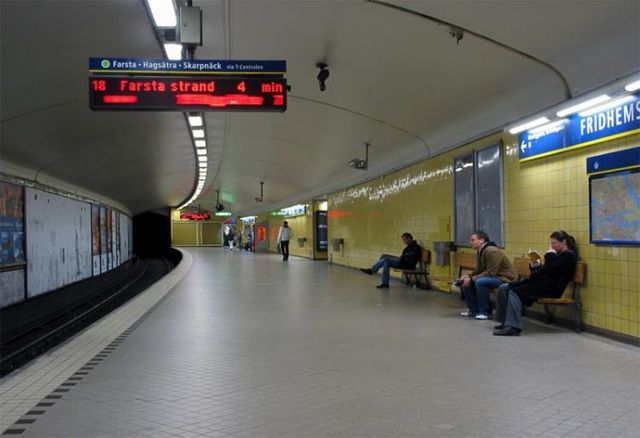 Stockholm subway (35 pics)