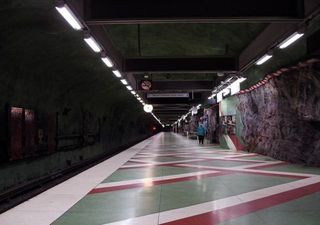 Stockholm subway (35 pics)
