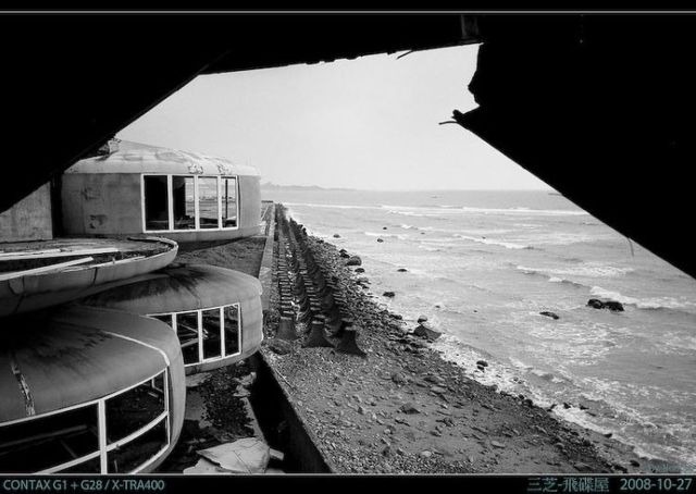 People don’t live here anymore ... (91 pics)
