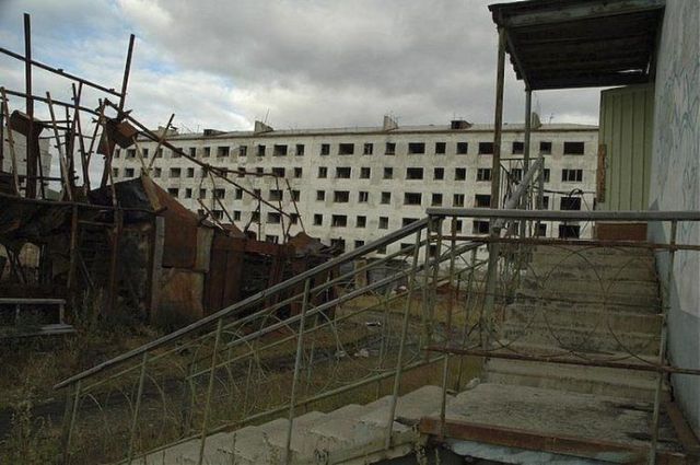 People don’t live here anymore ... (91 pics)
