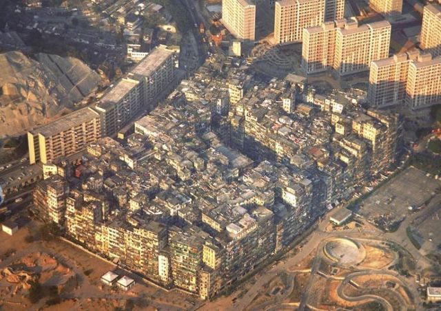 People don’t live here anymore ... (91 pics)
