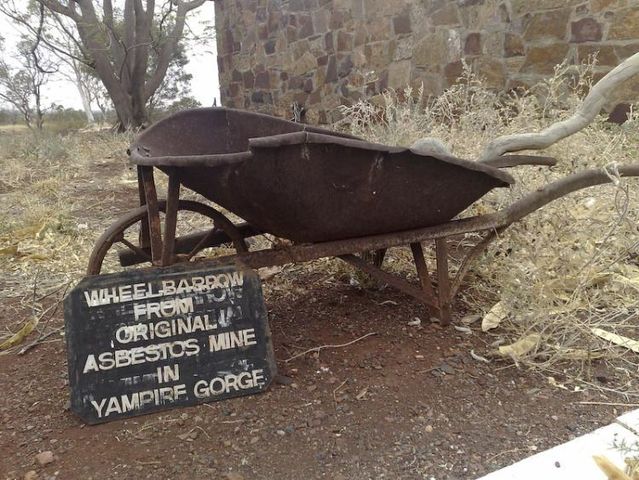 People don’t live here anymore ... (91 pics)