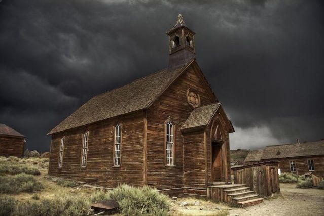 People don’t live here anymore ... (91 pics)