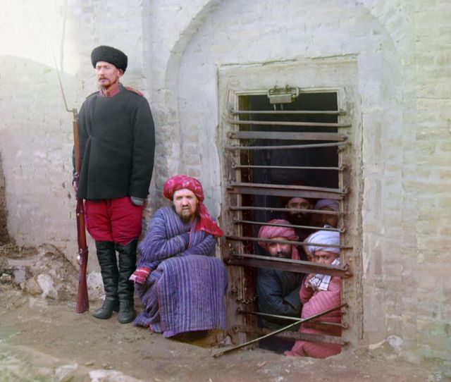Color photos of almost hundred years ago (23 photos)