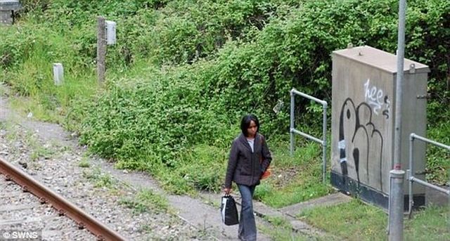 Extreme strolling (5 pics)